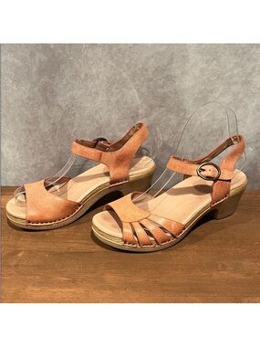 Dansko Orange Open-Toe Leather Sandals size 738/7.5-8
